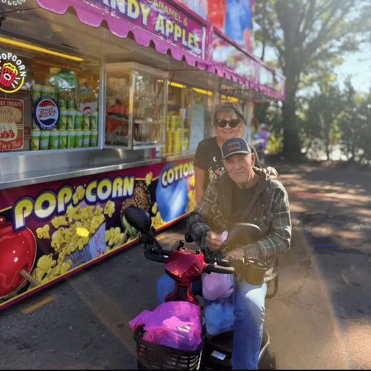 350 W Motor • 30 mi Range • 300 lb Capacity 4-Wheel Mobility Scooter